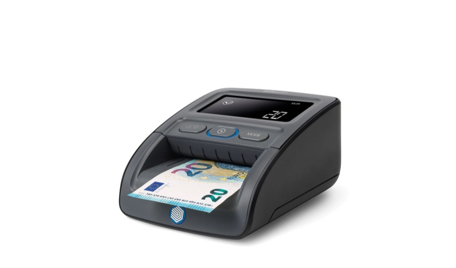 Counterfeit banknote detector
